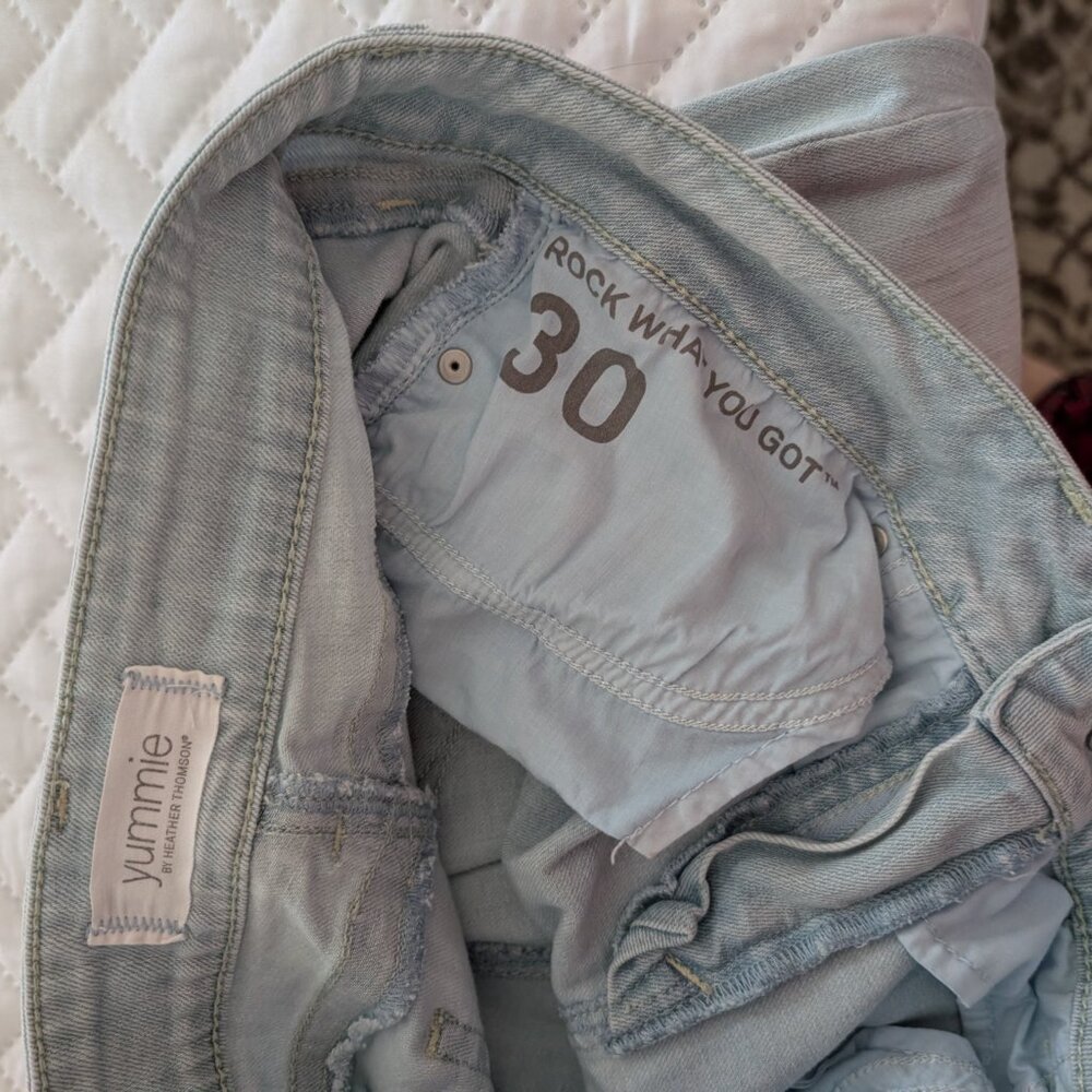 Jeans - Picture 2 of 3